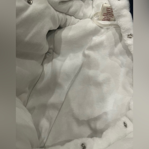 [3-6m]First Wish Polar Bear Navy White Snowsuit Snap Hooded Footed Mittens EUC - Picture 6 of 8